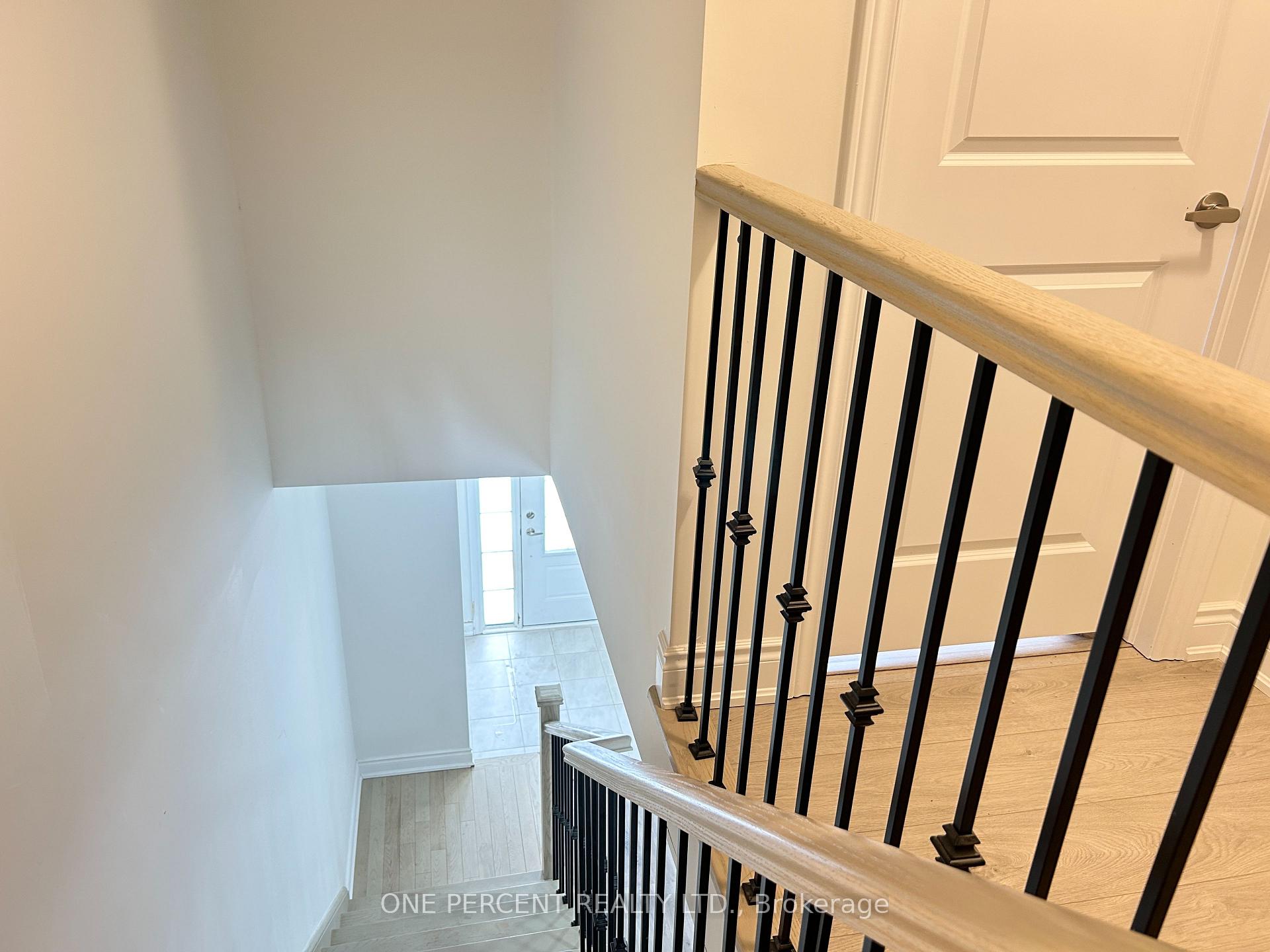 Photo 10 of 55 Union Boulevard, Wasaga Beach — HOMEH