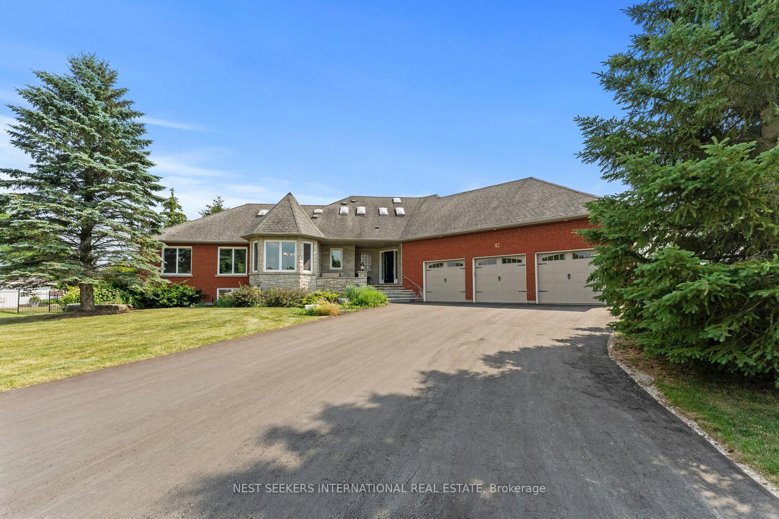 Front of 42 Witherspoon Way
