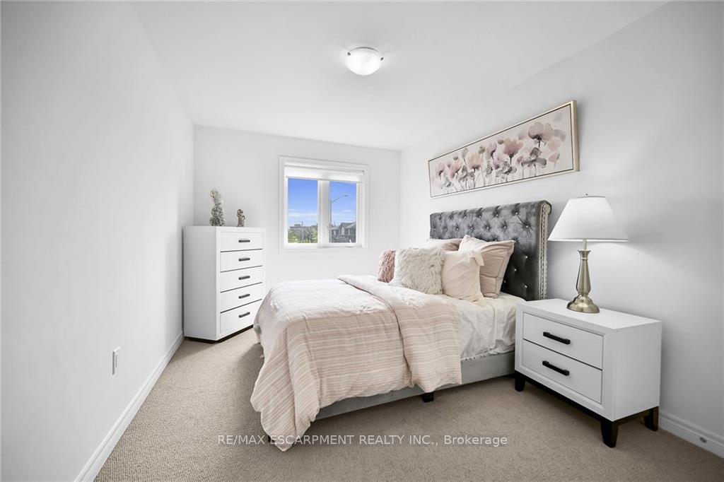 Photo 21 of 3955 Crown Street, Lincoln, Beamsville — HOMEH
