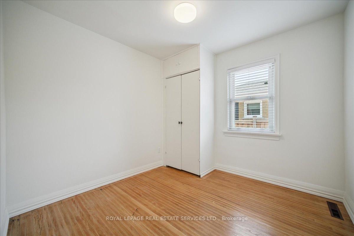 Photo 10 of 10 Mendip Crescent, Scarborough, Dorset Park — HOMEH