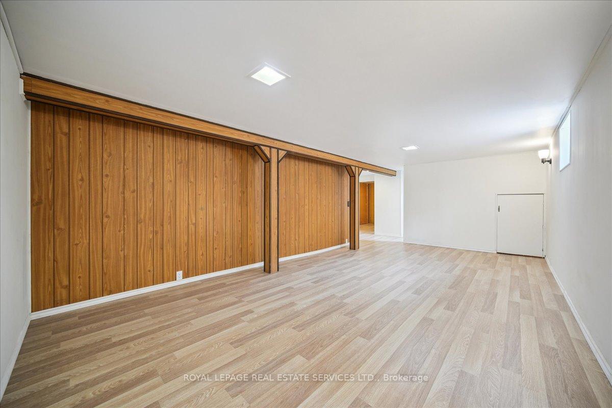 Photo 16 of 10 Mendip Crescent, Scarborough, Dorset Park — HOMEH