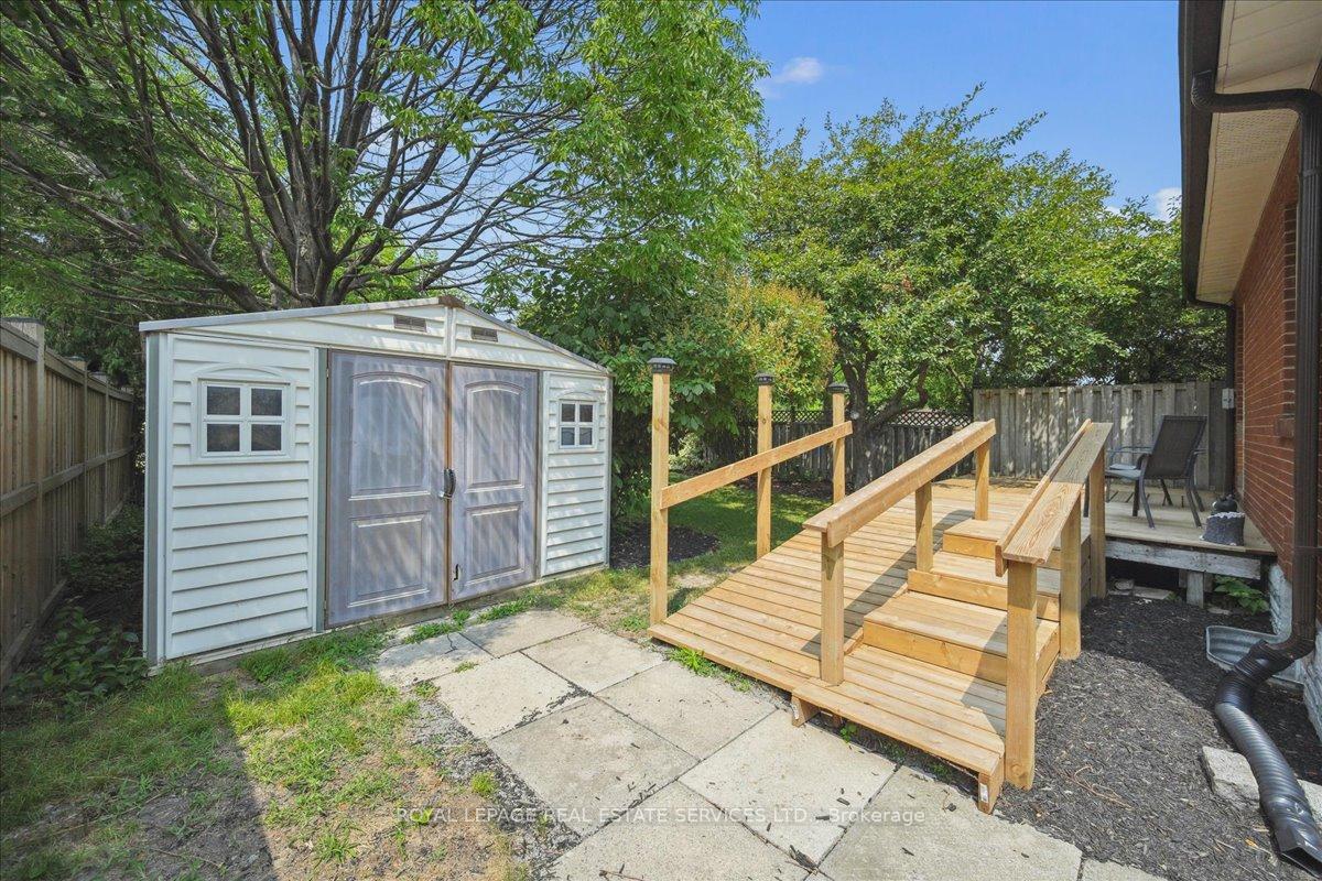 Photo 19 of 10 Mendip Crescent, Scarborough, Dorset Park — HOMEH