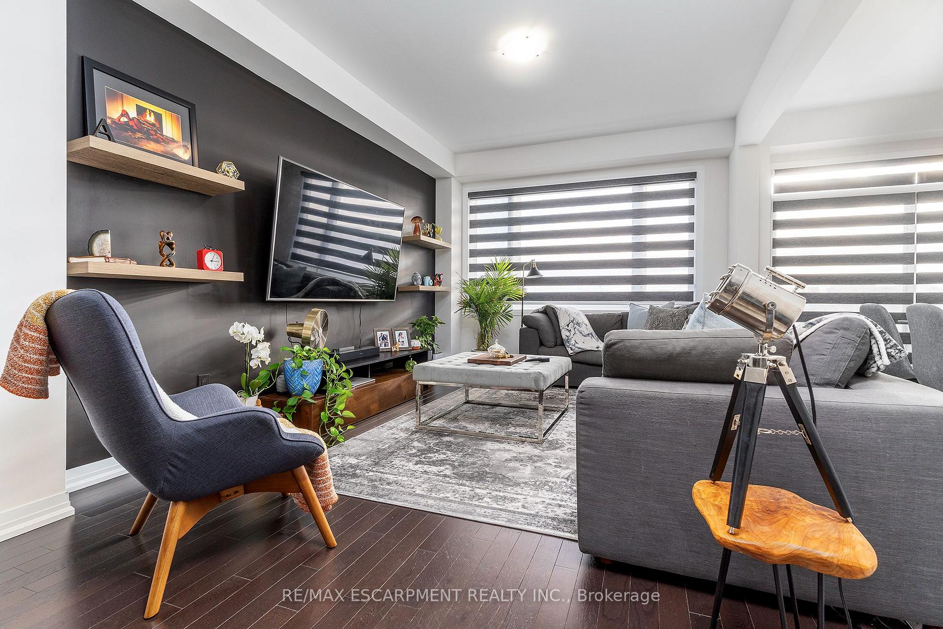 Photo 6 of 55 Yale Drive, Hamilton, Rural Glanbrook — HOMEH