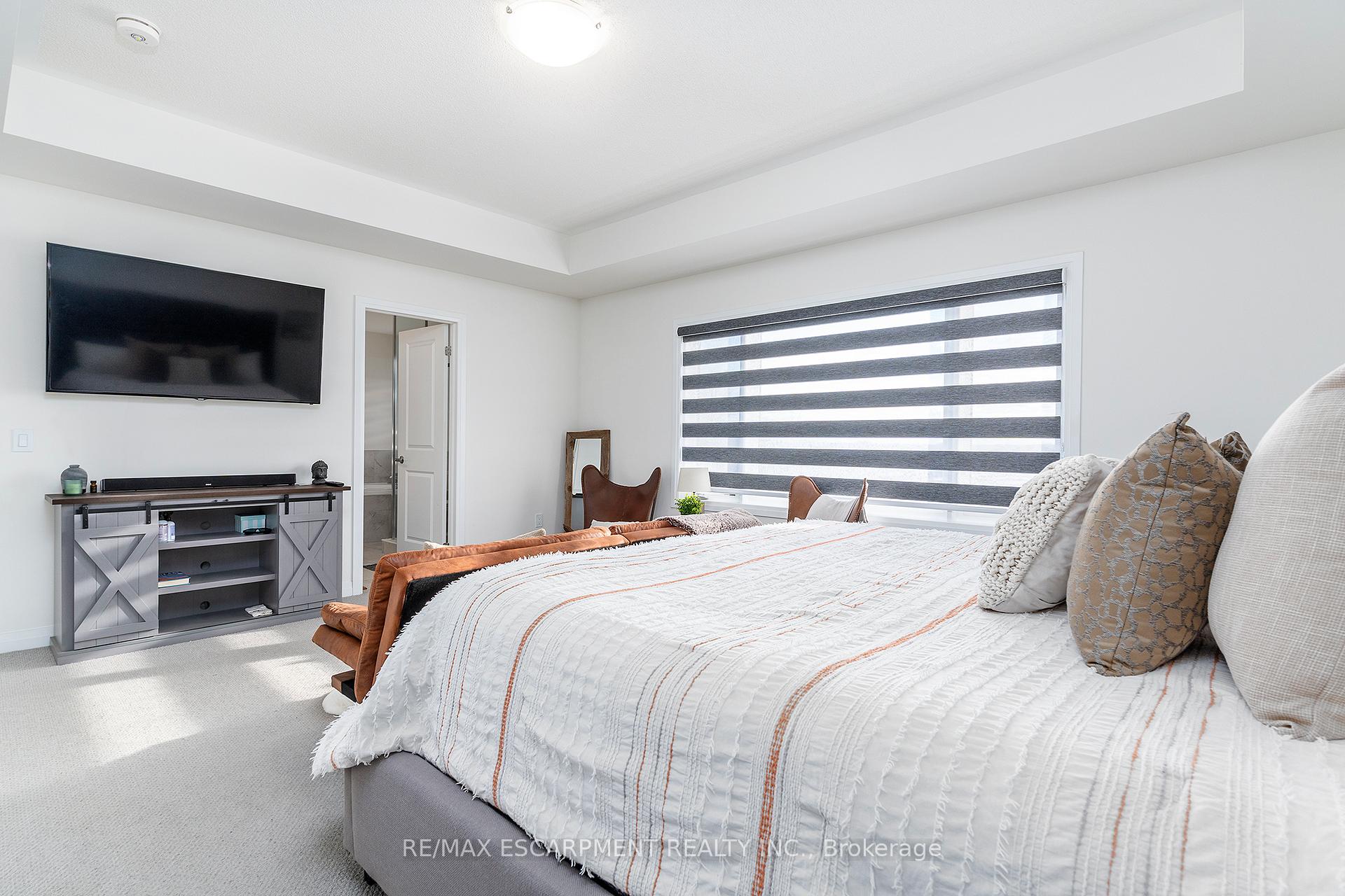 Photo 21 of 55 Yale Drive, Hamilton, Rural Glanbrook — HOMEH
