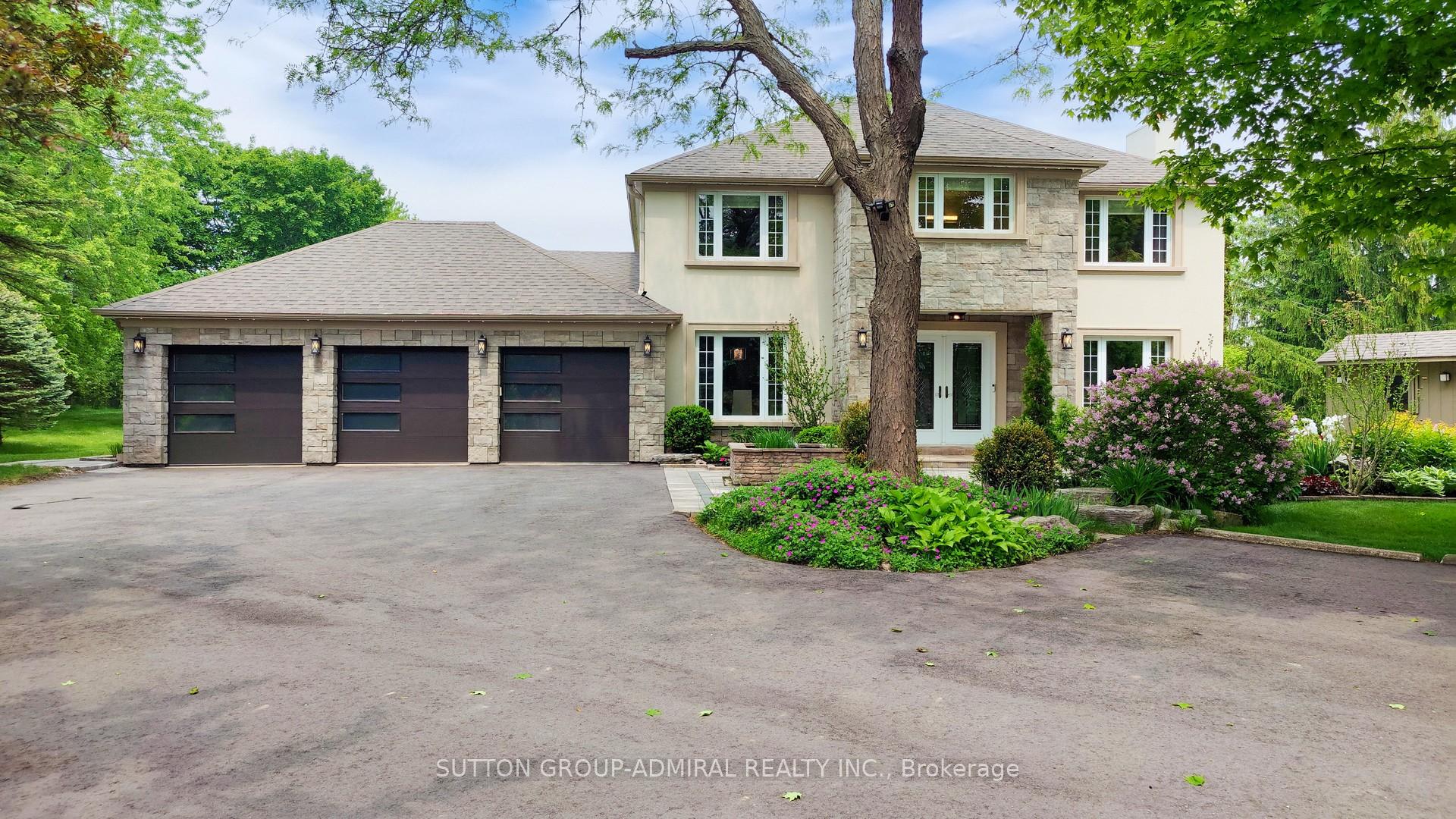Front of 10 Walton Drive