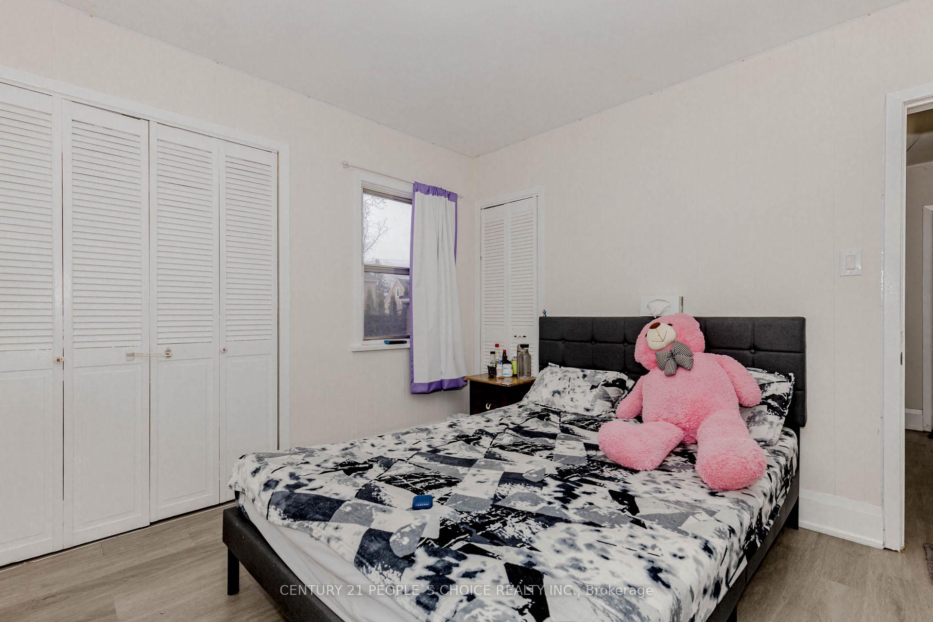 Photo 18 of 22 Rogers Road, Brampton, Brampton West — HOMEH
