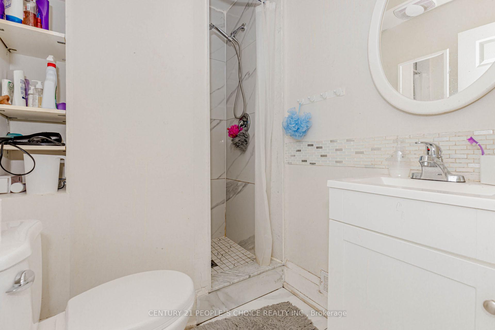Photo 49 of 22 Rogers Road, Brampton, Brampton West — HOMEH