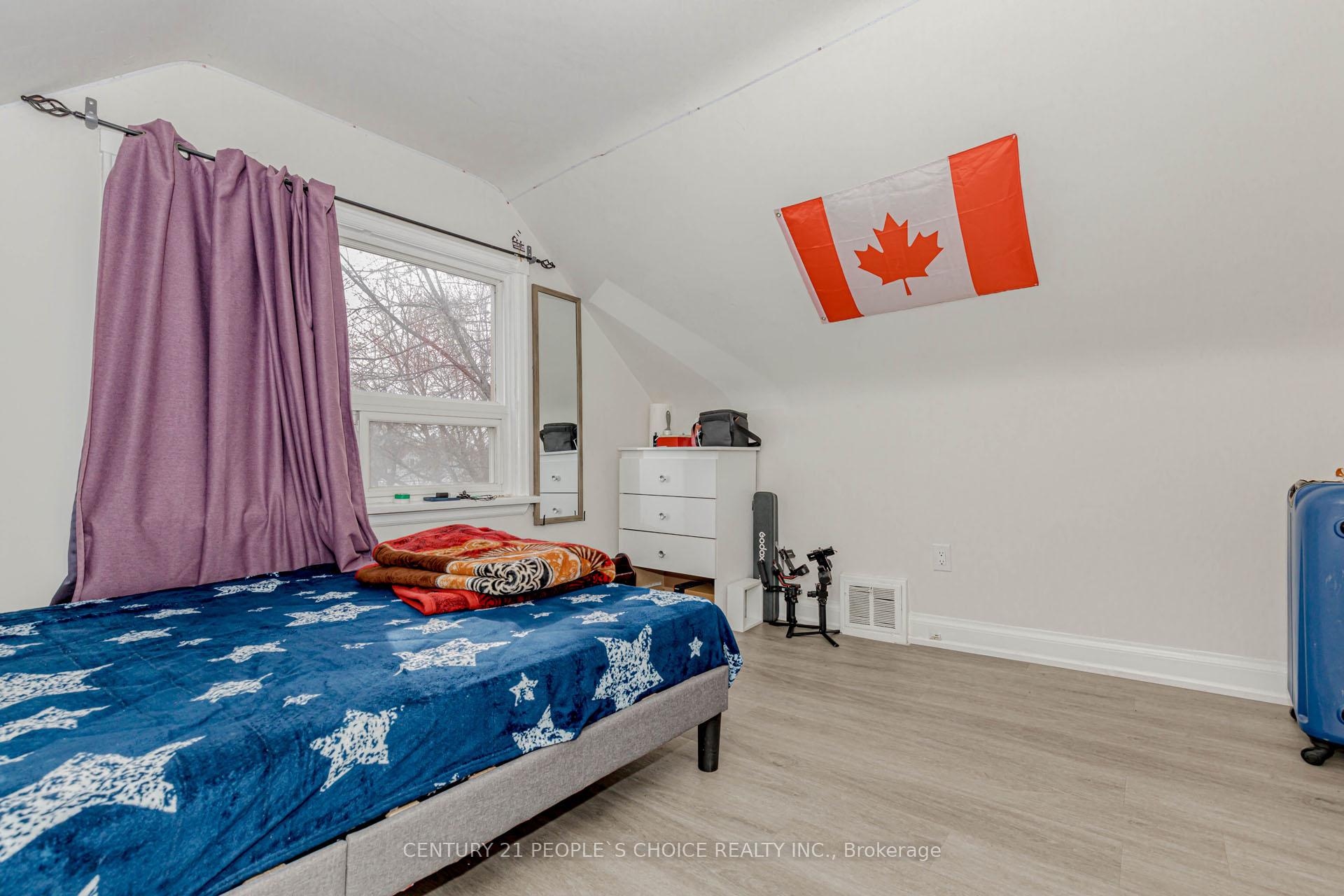 Photo 32 of 22 Rogers Road, Brampton, Brampton West — HOMEH
