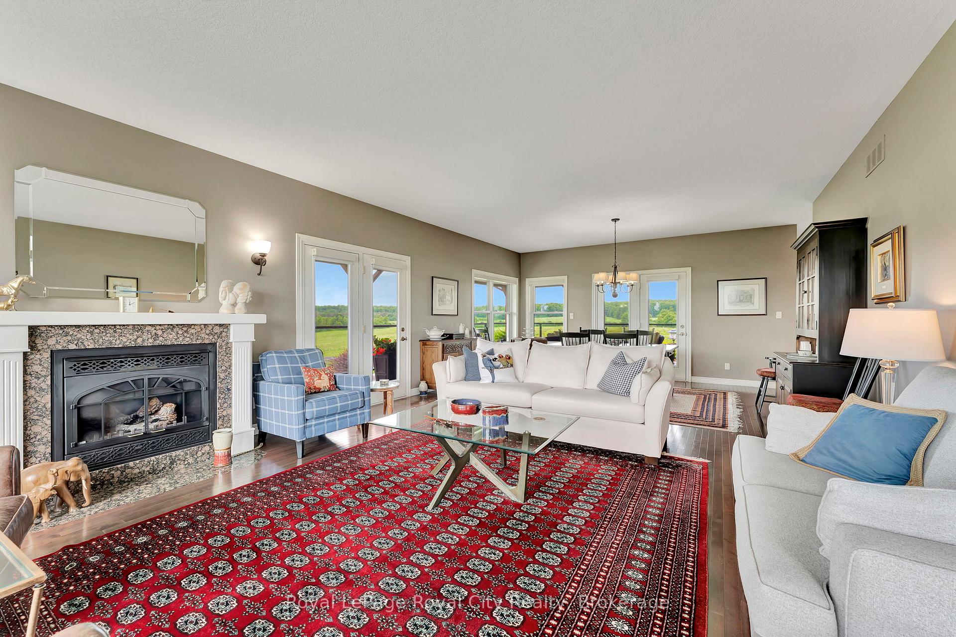 Photo 4 of 7122 Gore Road, Puslinch, Crieff/Aikensville/Killean — HOMEH