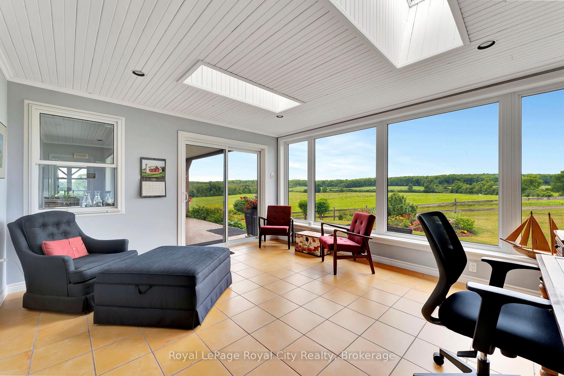 Photo 27 of 7122 Gore Road, Puslinch, Crieff/Aikensville/Killean — HOMEH
