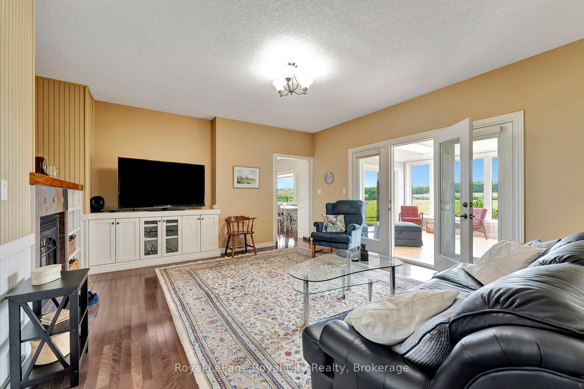 Photo 29 of 7122 Gore Road, Puslinch, Crieff/Aikensville/Killean — HOMEH