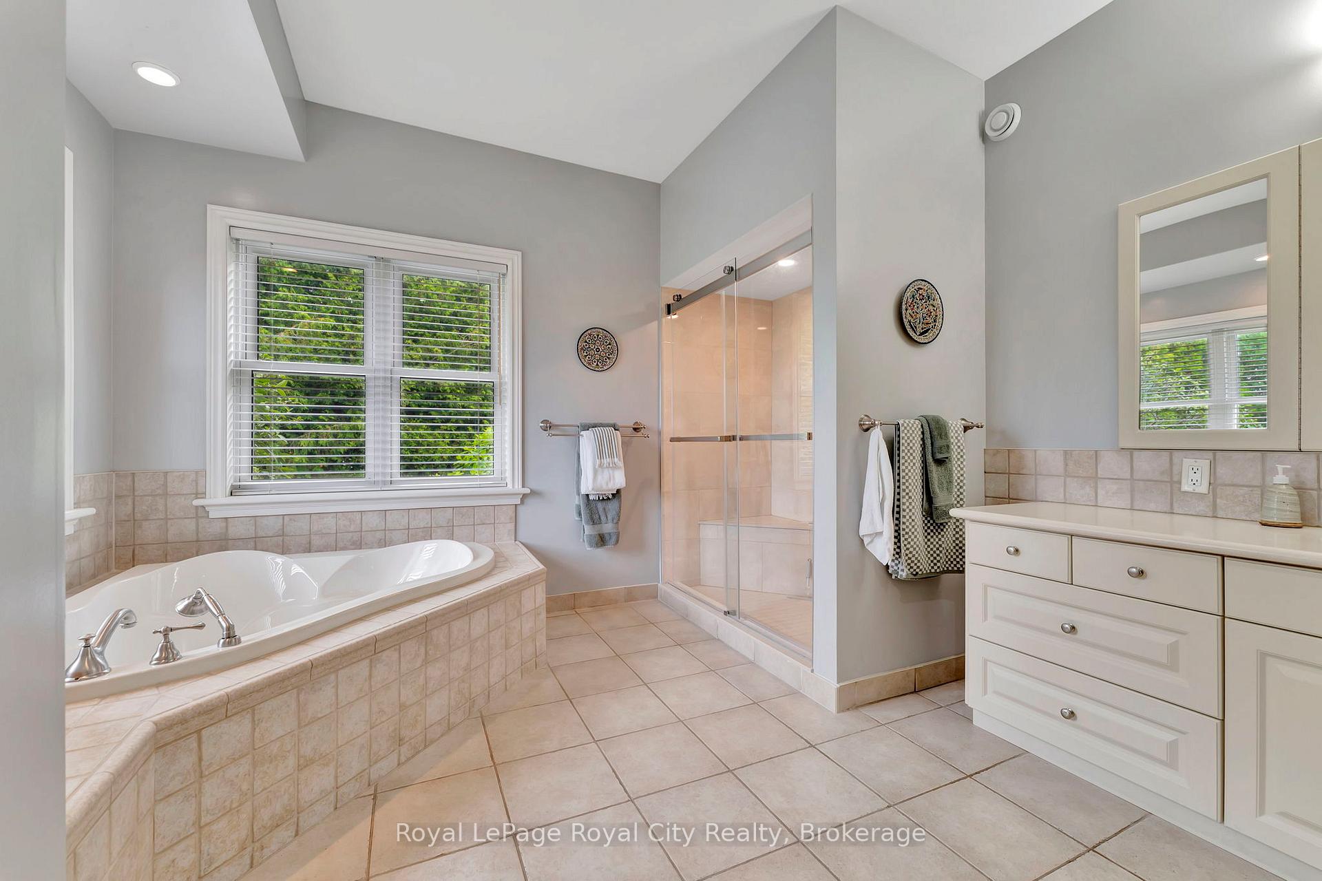 Photo 28 of 7122 Gore Road, Puslinch, Crieff/Aikensville/Killean — HOMEH