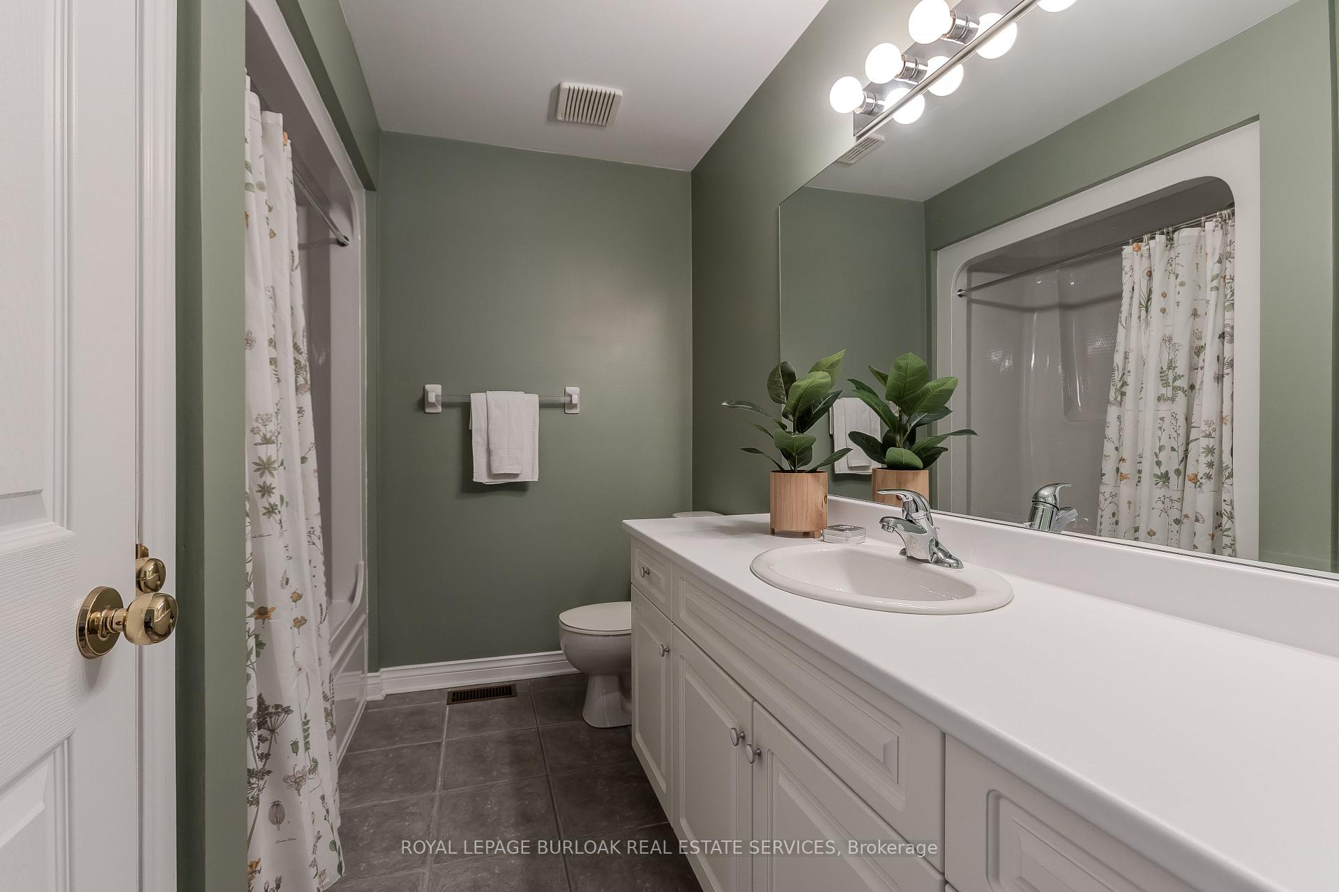 Photo 25 of 1148 Westhaven Drive, Burlington, Tyandaga — HOMEH
