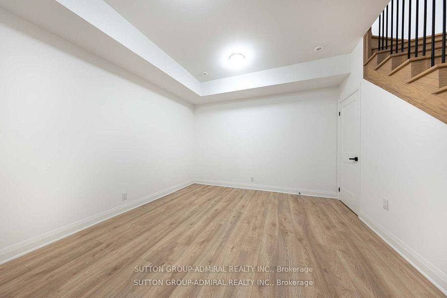Photo 34 of 54 Chelsey Street, Vaughan, Uplands — HOMEH