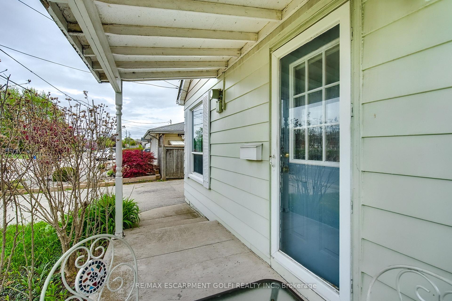 Photo 7 of 412 Red Oak Avenue, Hamilton, Stoney Creek — HOMEH