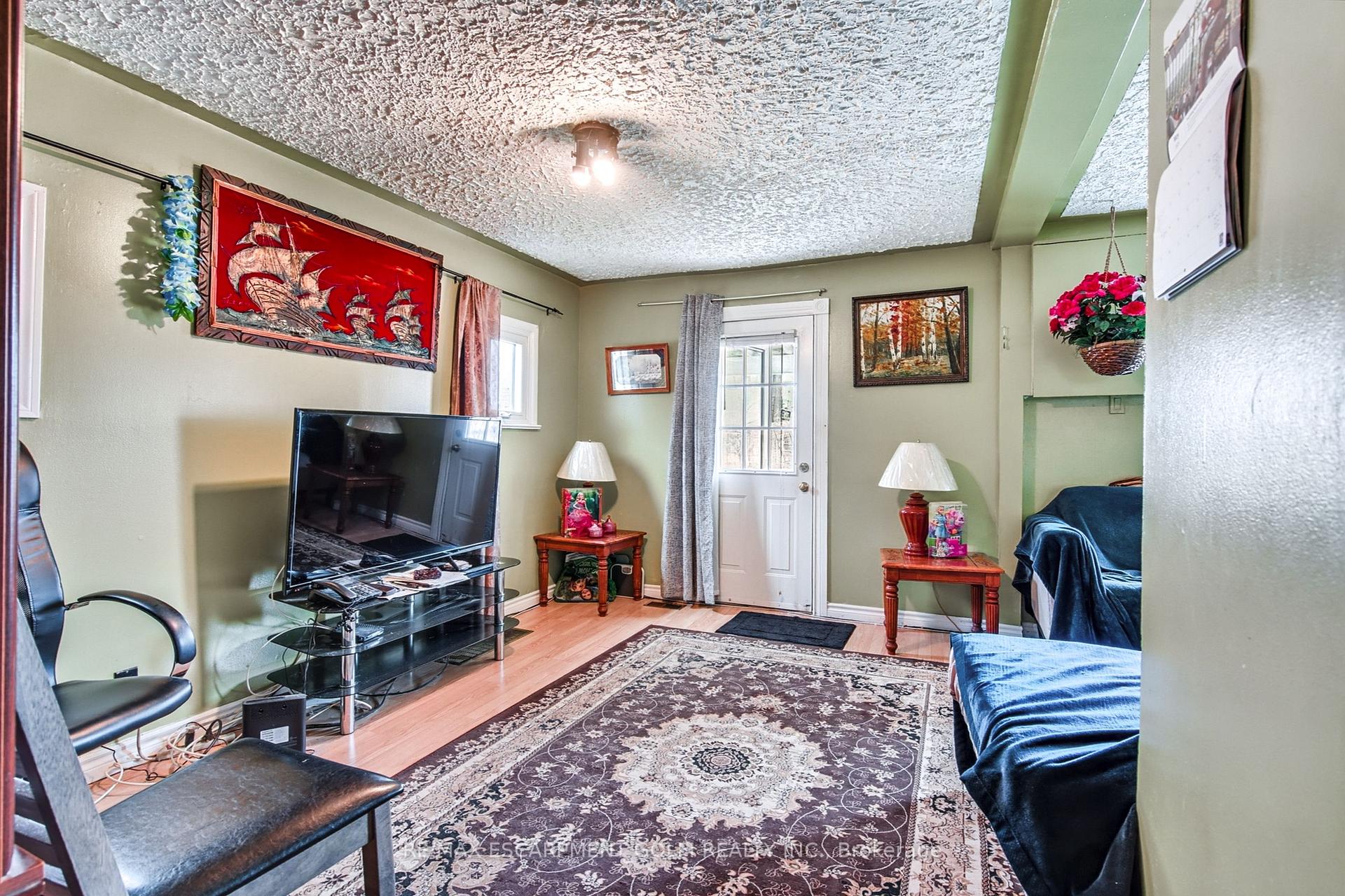 Photo 6 of 412 Red Oak Avenue, Hamilton, Stoney Creek — HOMEH