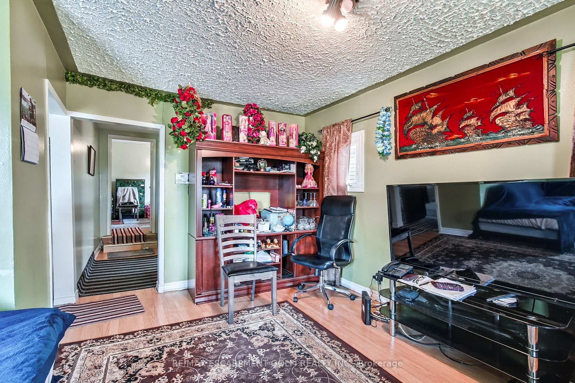 Photo 11 of 412 Red Oak Avenue, Hamilton, Stoney Creek — HOMEH