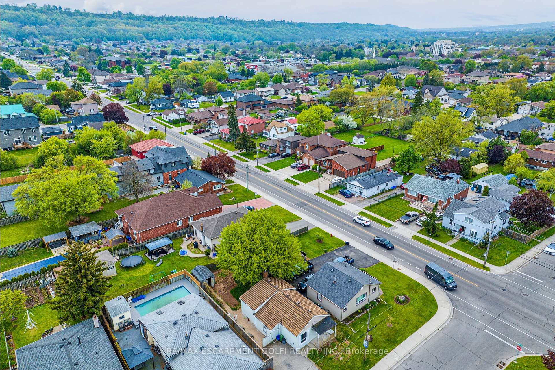 Photo 34 of 412 Red Oak Avenue, Hamilton, Stoney Creek — HOMEH