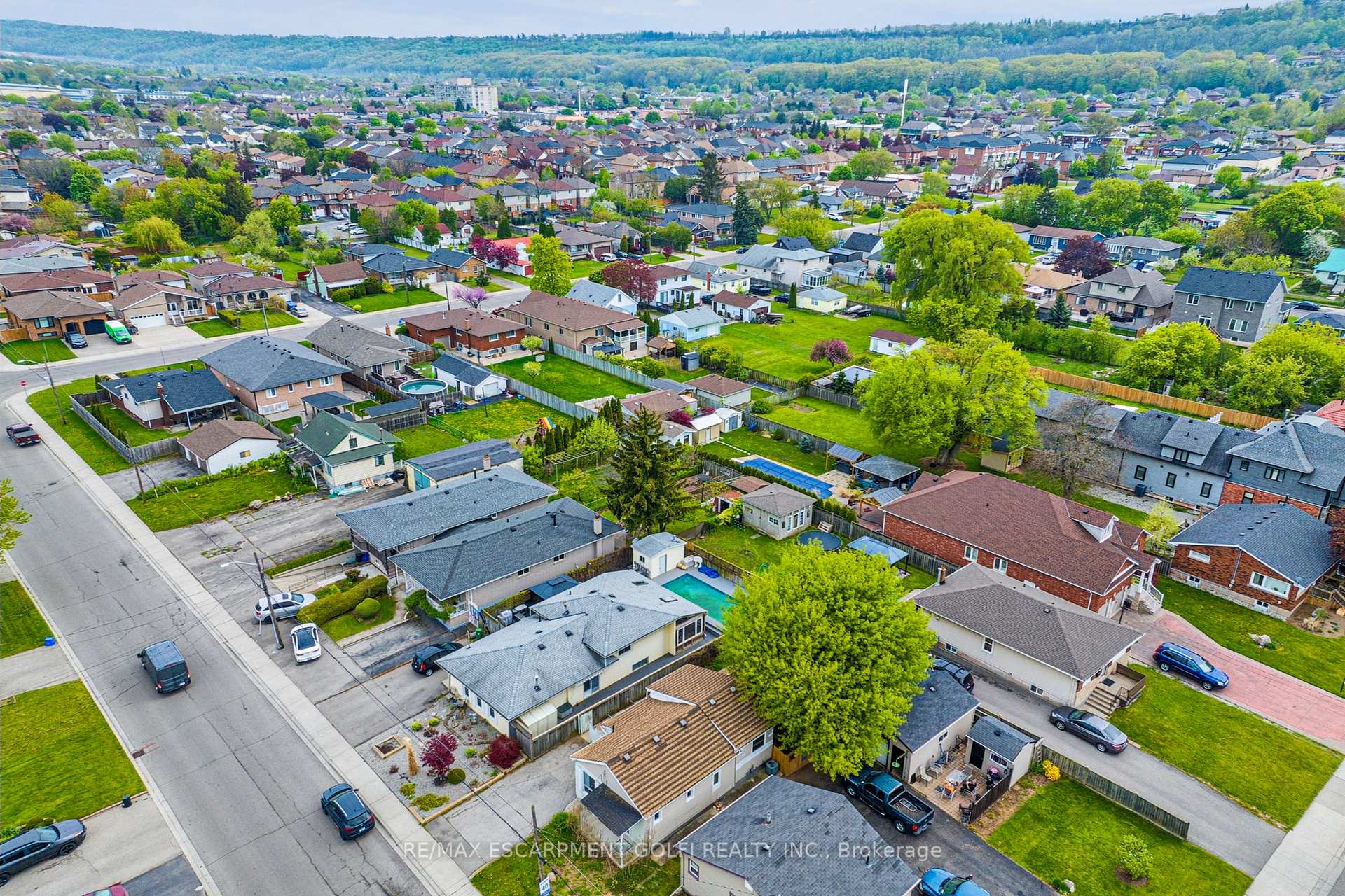 Photo 35 of 412 Red Oak Avenue, Hamilton, Stoney Creek — HOMEH