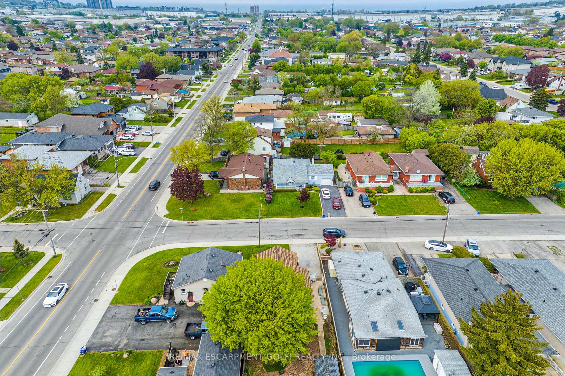 Photo 39 of 412 Red Oak Avenue, Hamilton, Stoney Creek — HOMEH