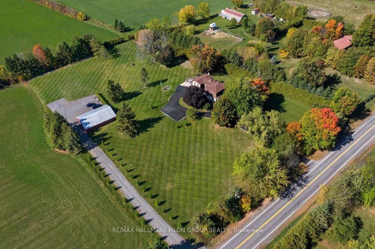 Front of 3172 8th Line Road