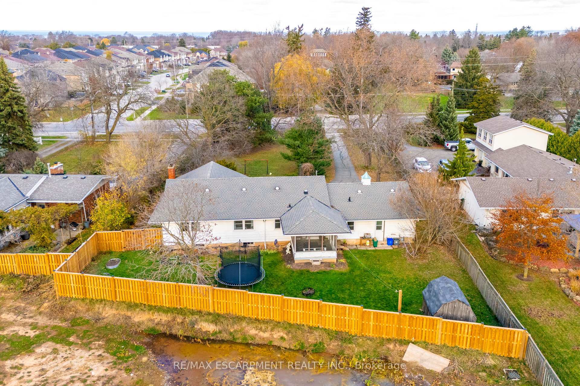 Photo 29 of 248 Main Street, Grimsby, Grimsby Escarpment — HOMEH