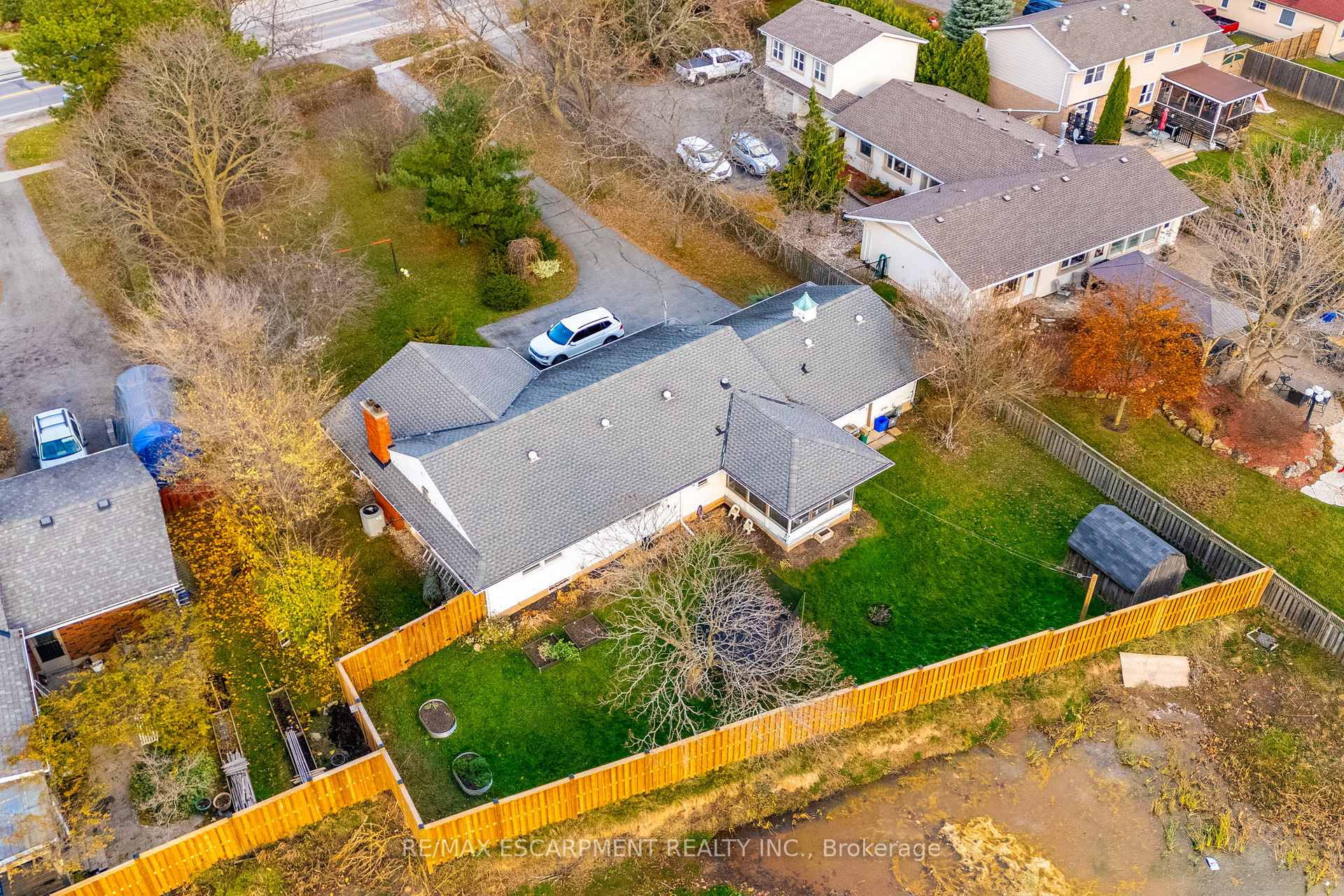 Photo 28 of 248 Main Street, Grimsby, Grimsby Escarpment — HOMEH