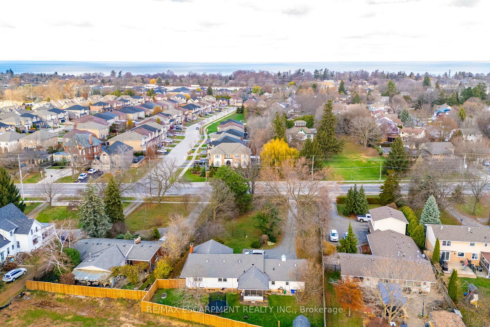 Photo 26 of 248 Main Street, Grimsby, Grimsby Escarpment — HOMEH