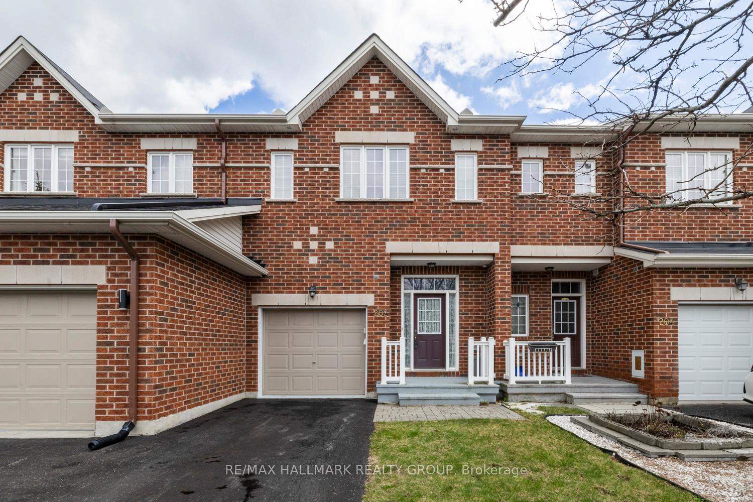 Front of 202 Waymark Crescent