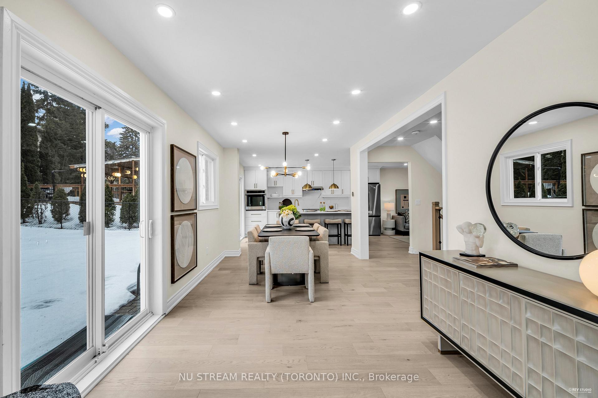 Photo 7 of 9 Liebeck Crescent, Markham, Unionville — HOMEH