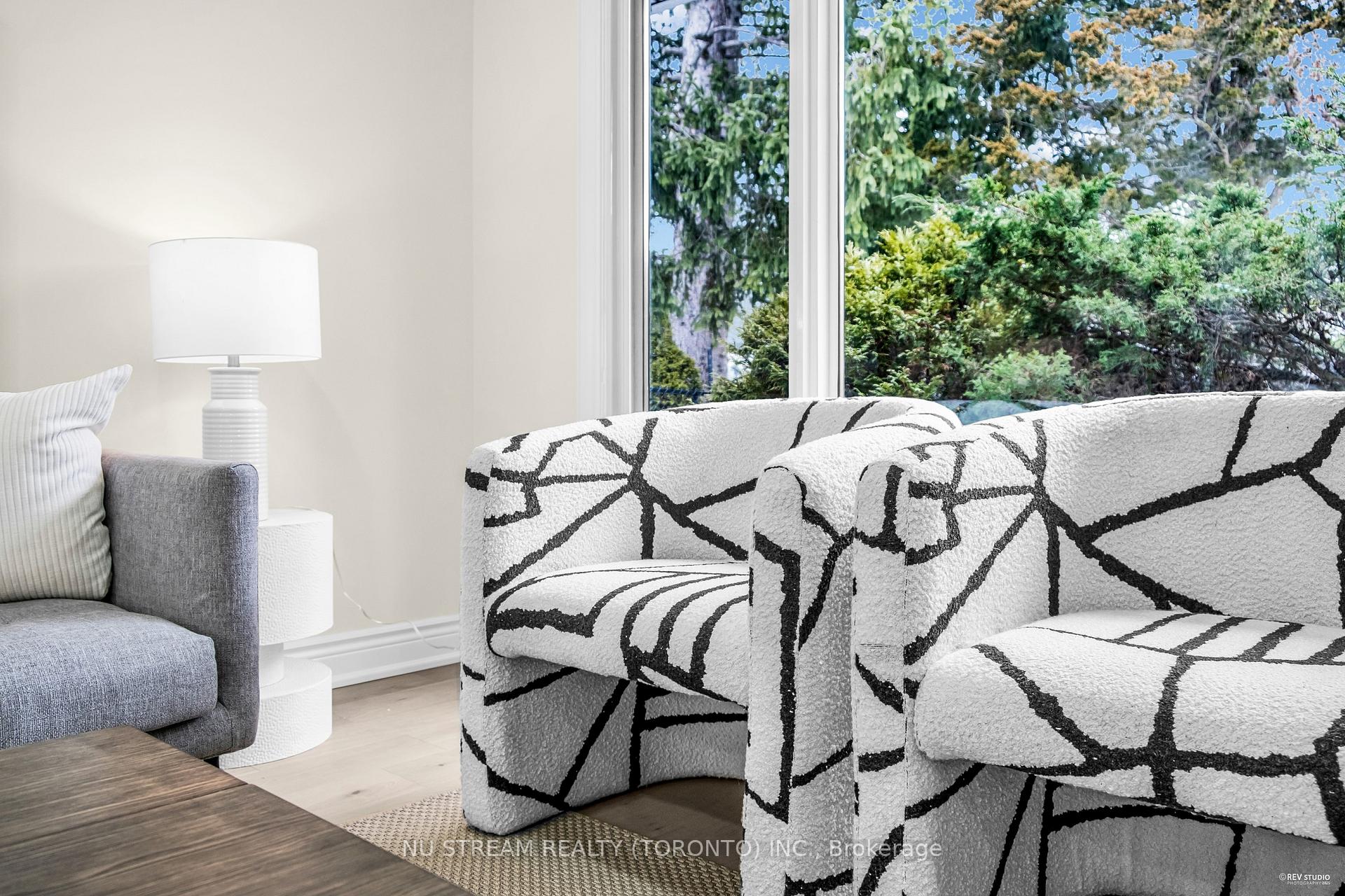 Photo 25 of 9 Liebeck Crescent, Markham, Unionville — HOMEH