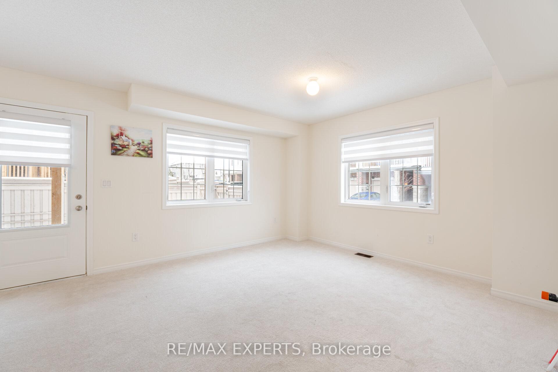 Photo 4 of 3 Grayson Road, Ajax, Central — HOMEH