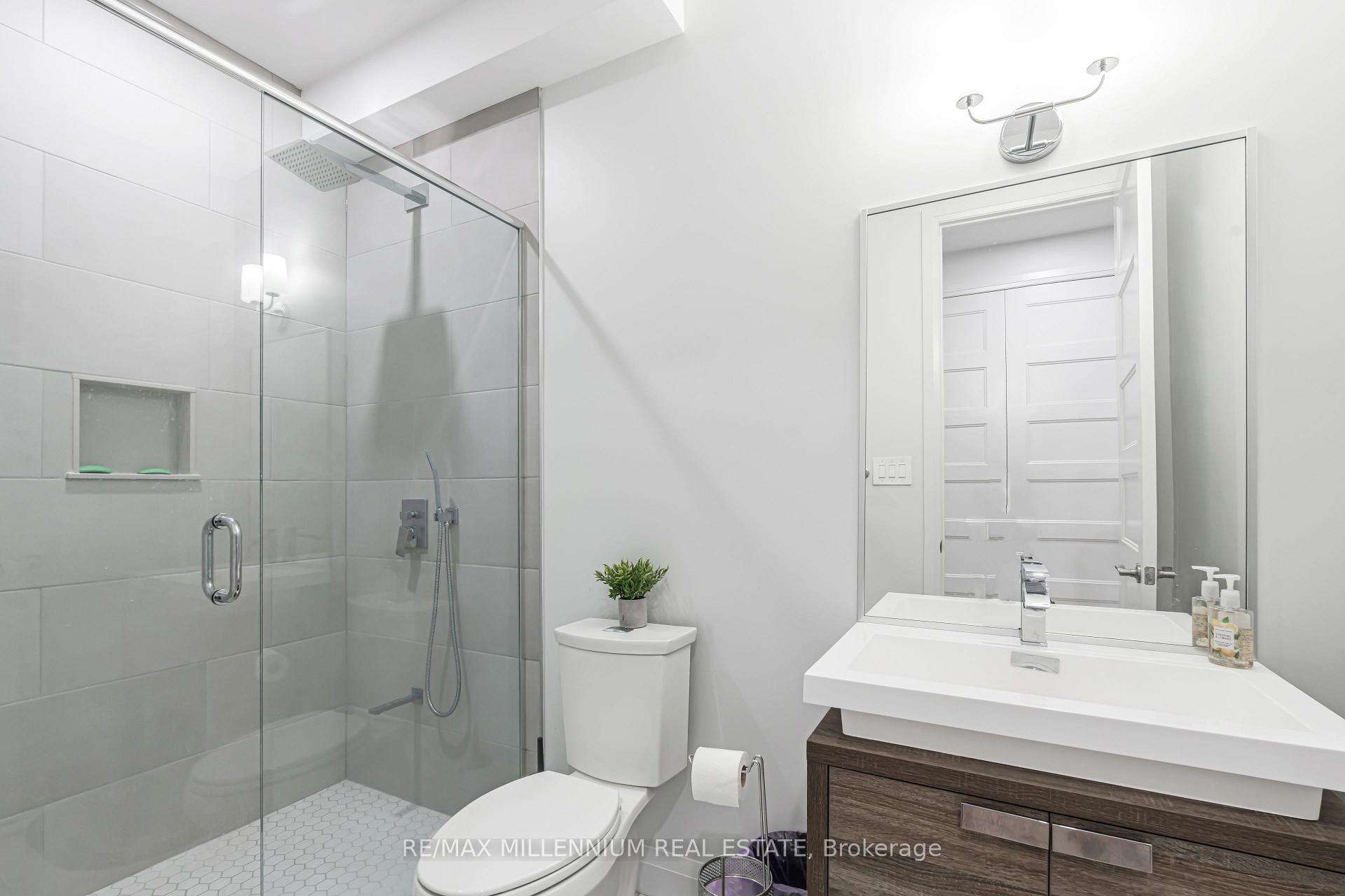 Photo 7 of 2290 Wickerson Road, London, South K — HOMEH