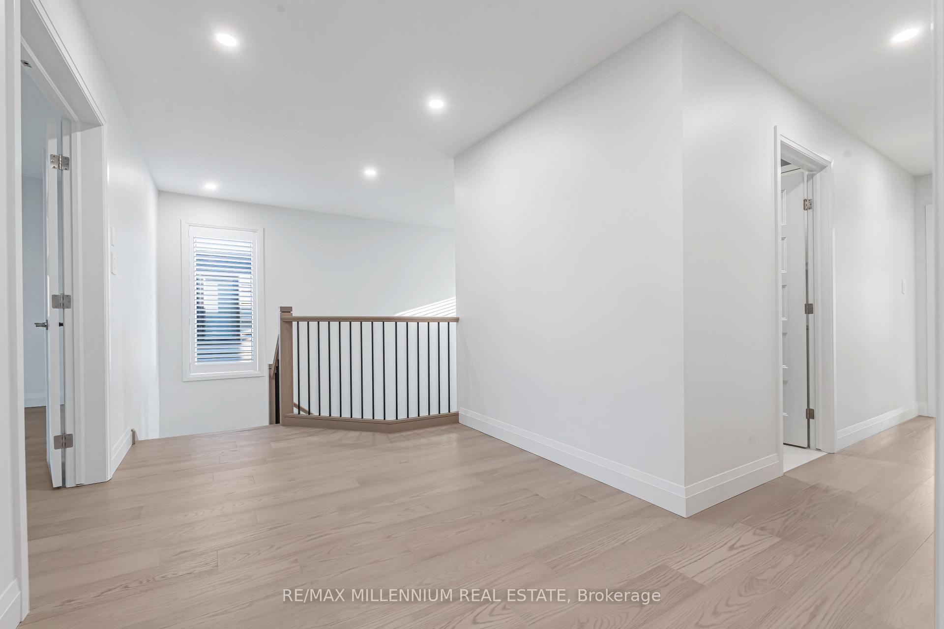Photo 10 of 2290 Wickerson Road, London, South K — HOMEH