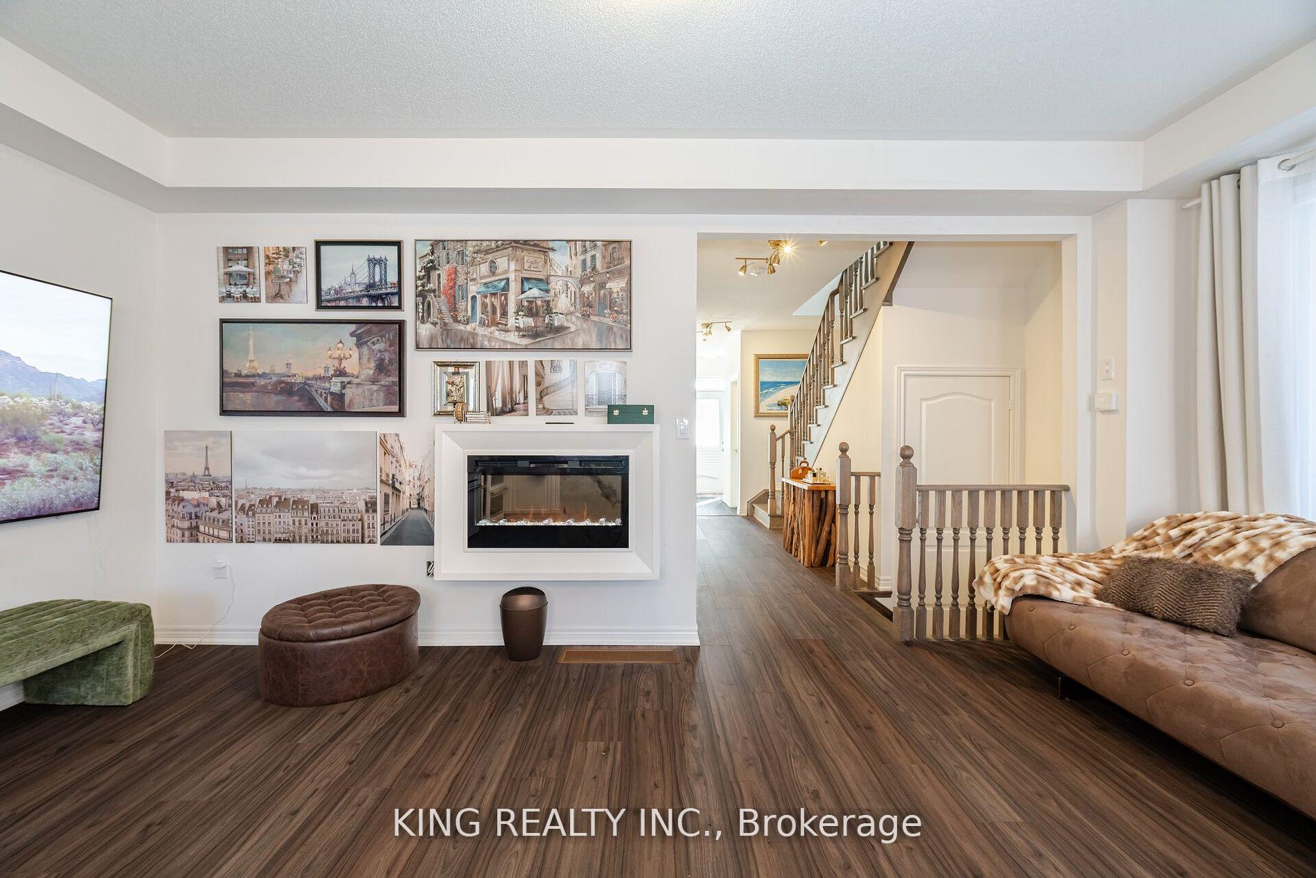 Photo 35 of 425 Skinner Road, Hamilton, Waterdown — HOMEH
