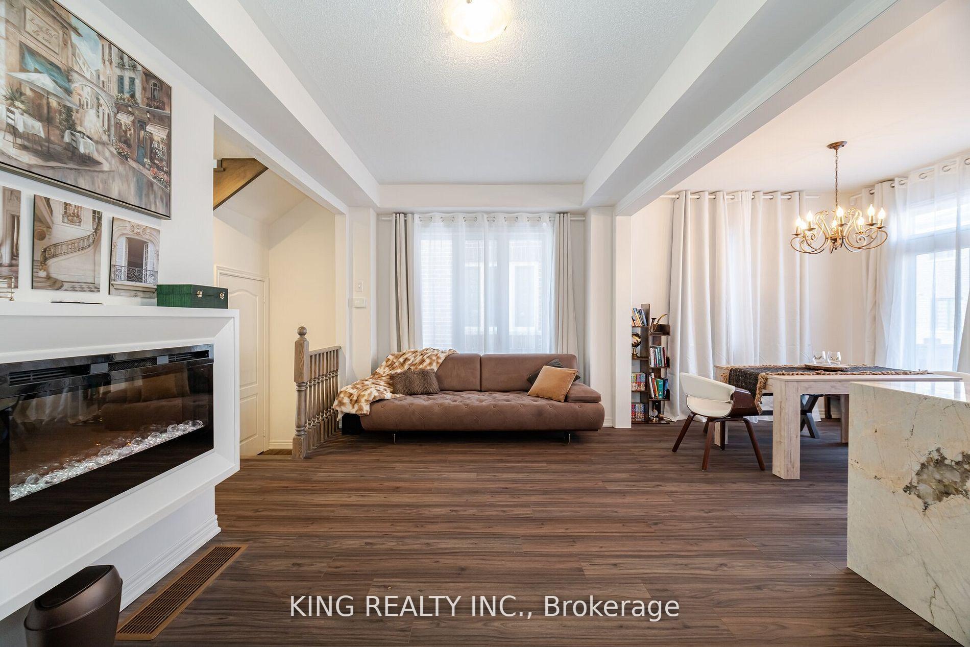 Photo 5 of 425 Skinner Road, Hamilton, Waterdown — HOMEH