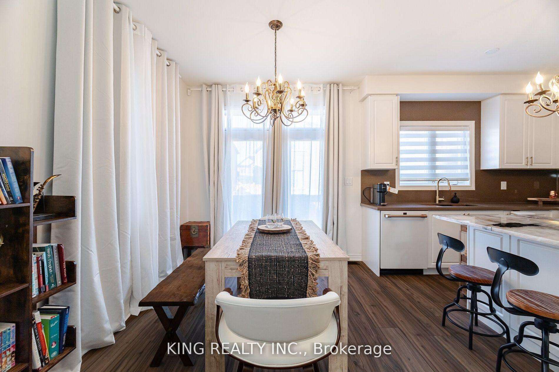 Photo 8 of 425 Skinner Road, Hamilton, Waterdown — HOMEH