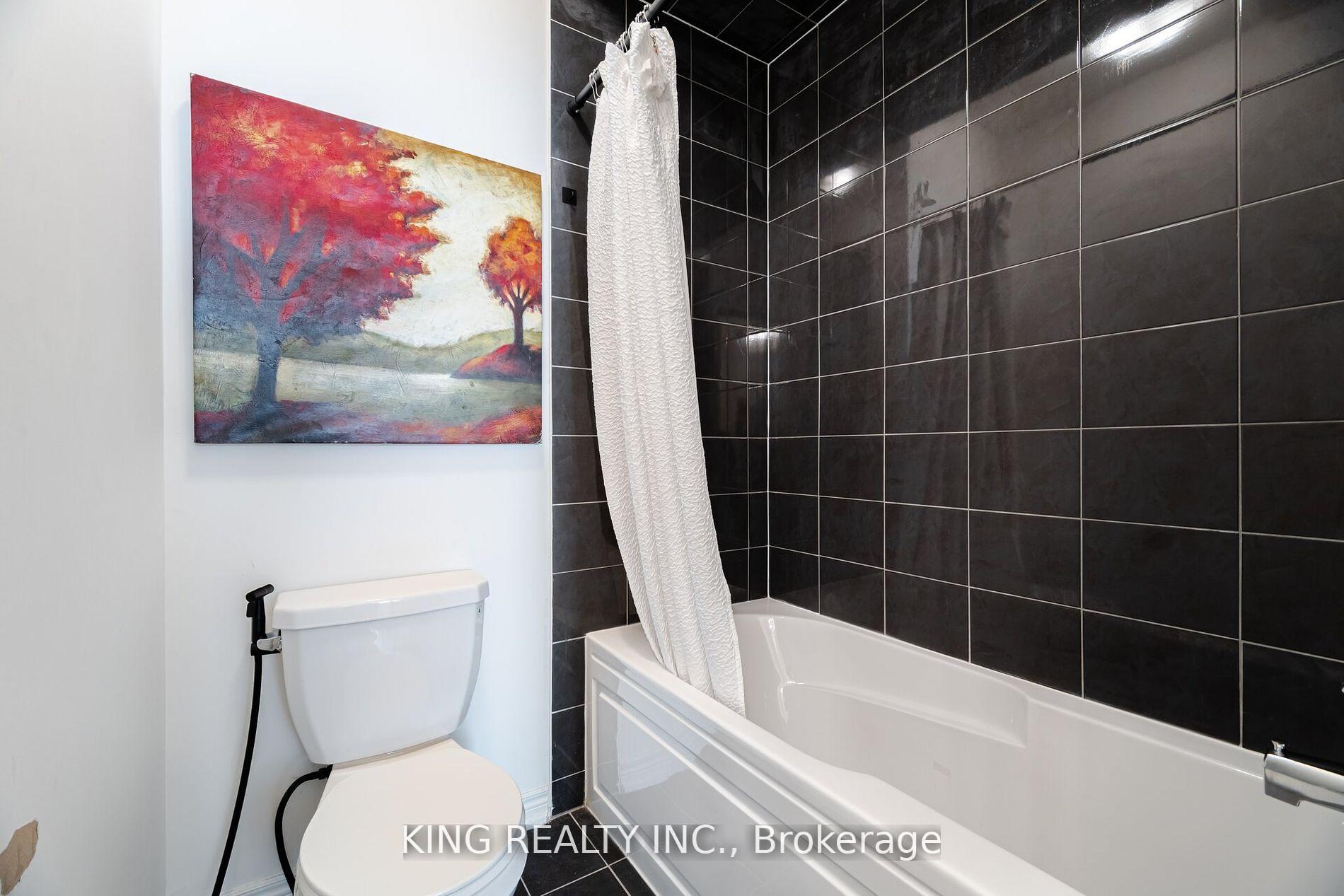 Photo 28 of 425 Skinner Road, Hamilton, Waterdown — HOMEH