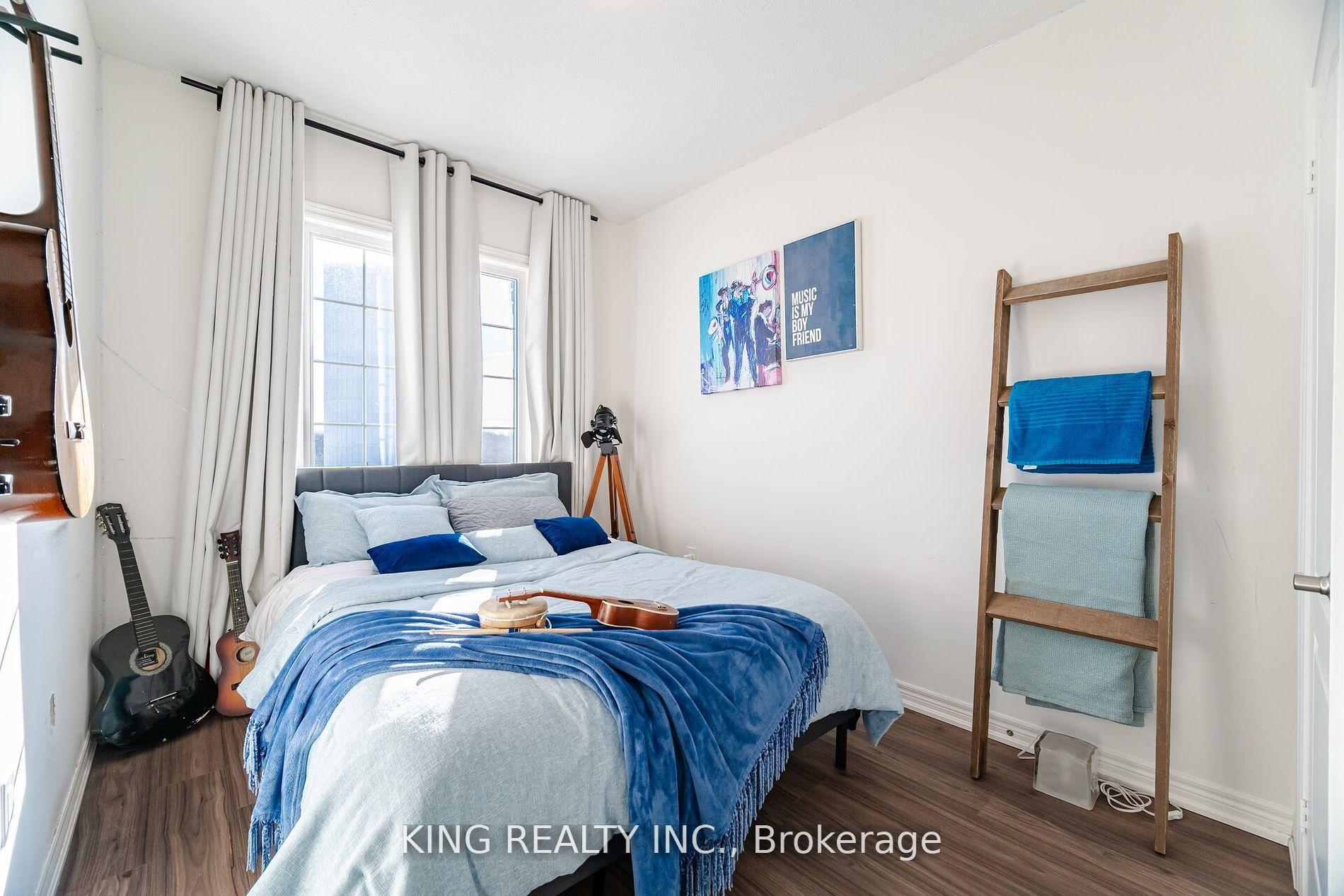 Photo 27 of 425 Skinner Road, Hamilton, Waterdown — HOMEH