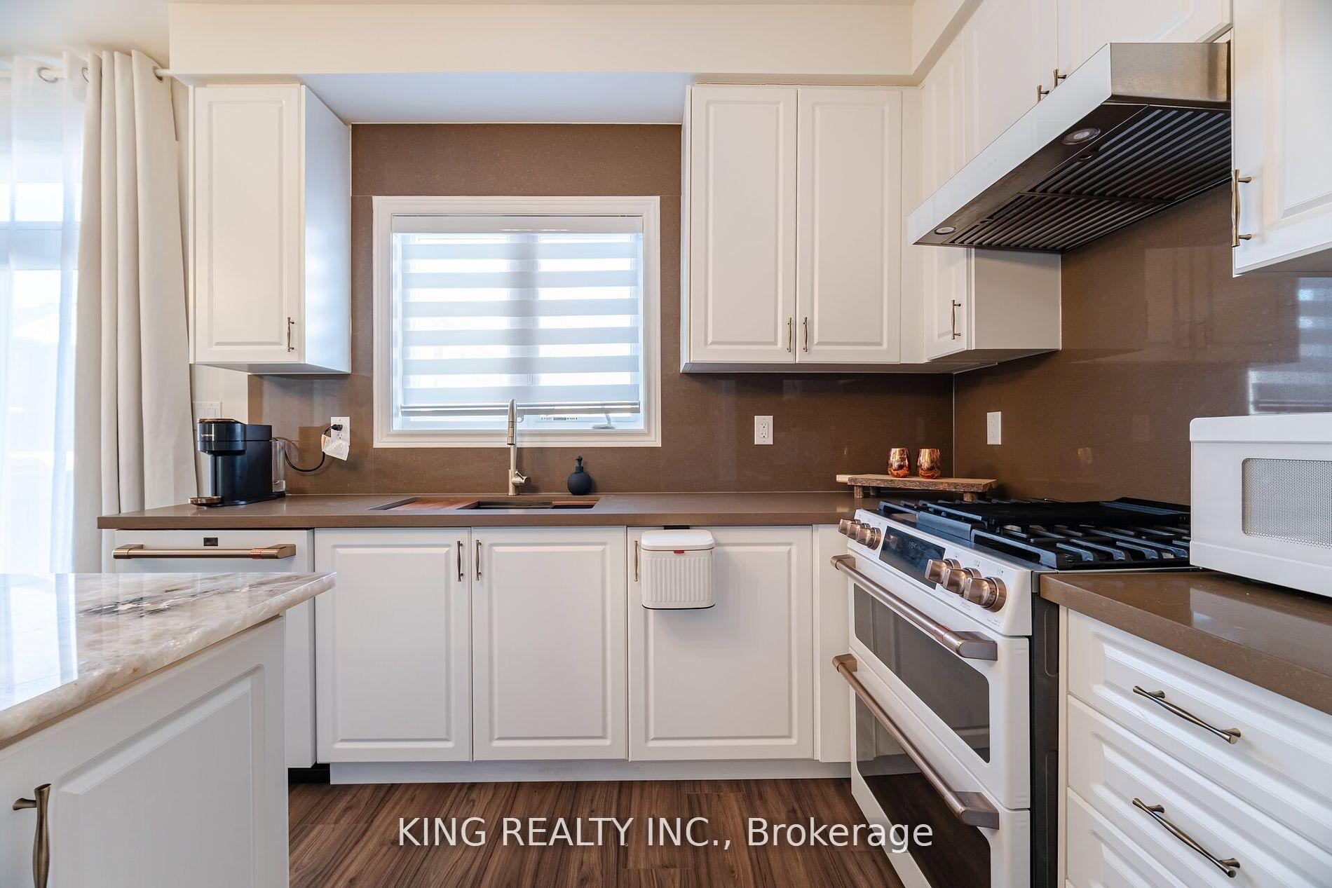 Photo 44 of 425 Skinner Road, Hamilton, Waterdown — HOMEH