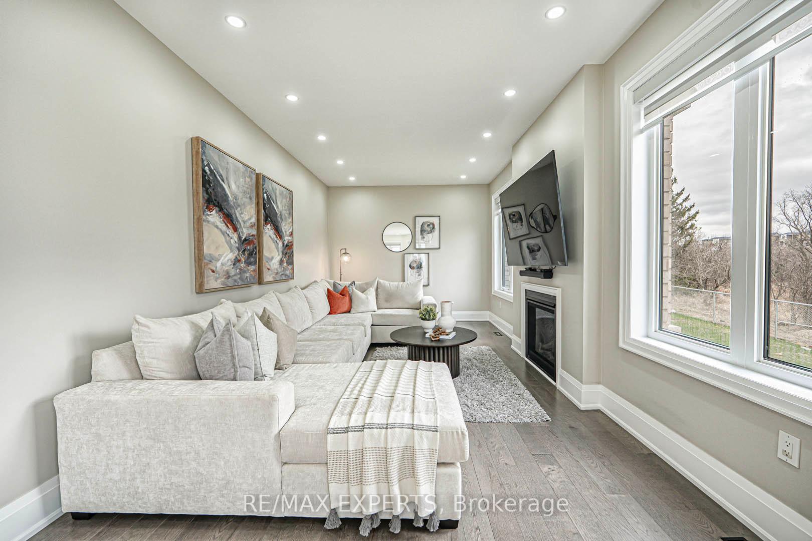 Photo 10 of 1343 Klondike Court, Oshawa, Kedron — HOMEH