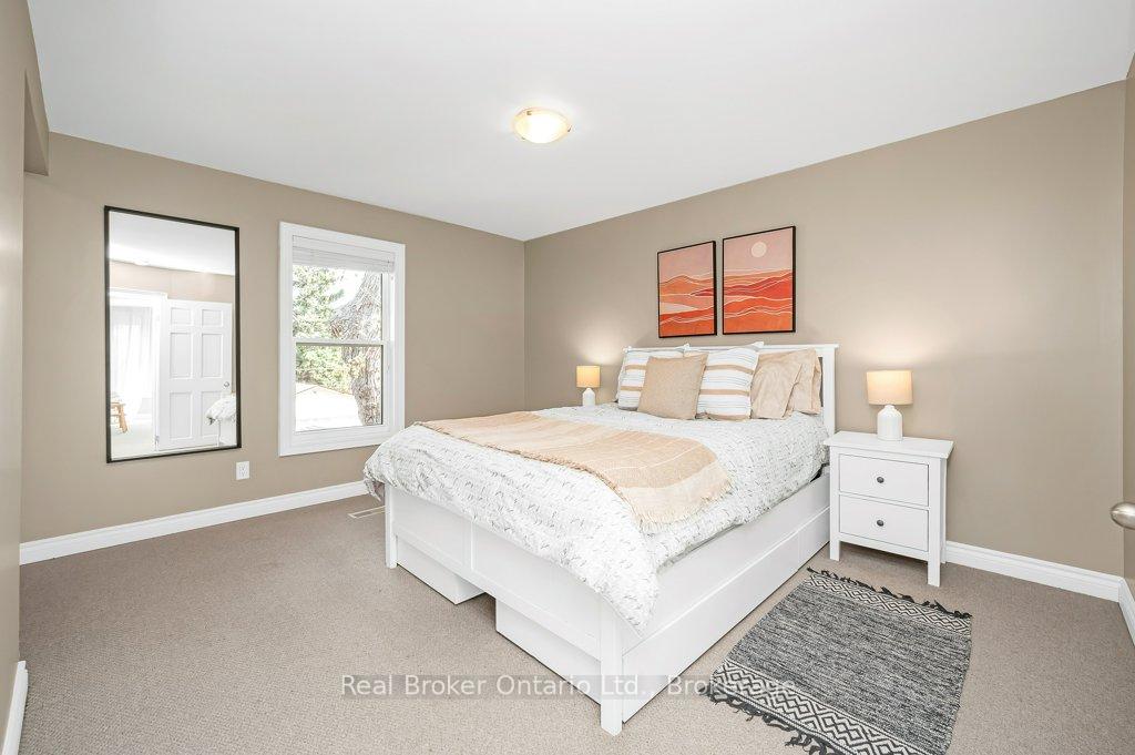 Photo 28 of 18 Kensington Avenue N, Hamilton, Crown Point — HOMEH