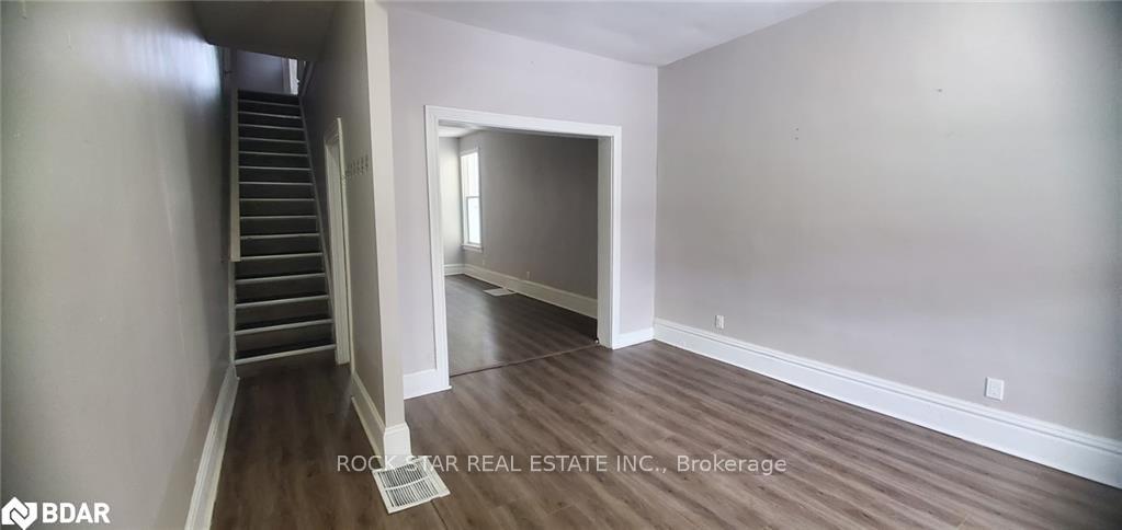 Photo 2 of 73 Cathcart Street, Hamilton, Beasley — HOMEH
