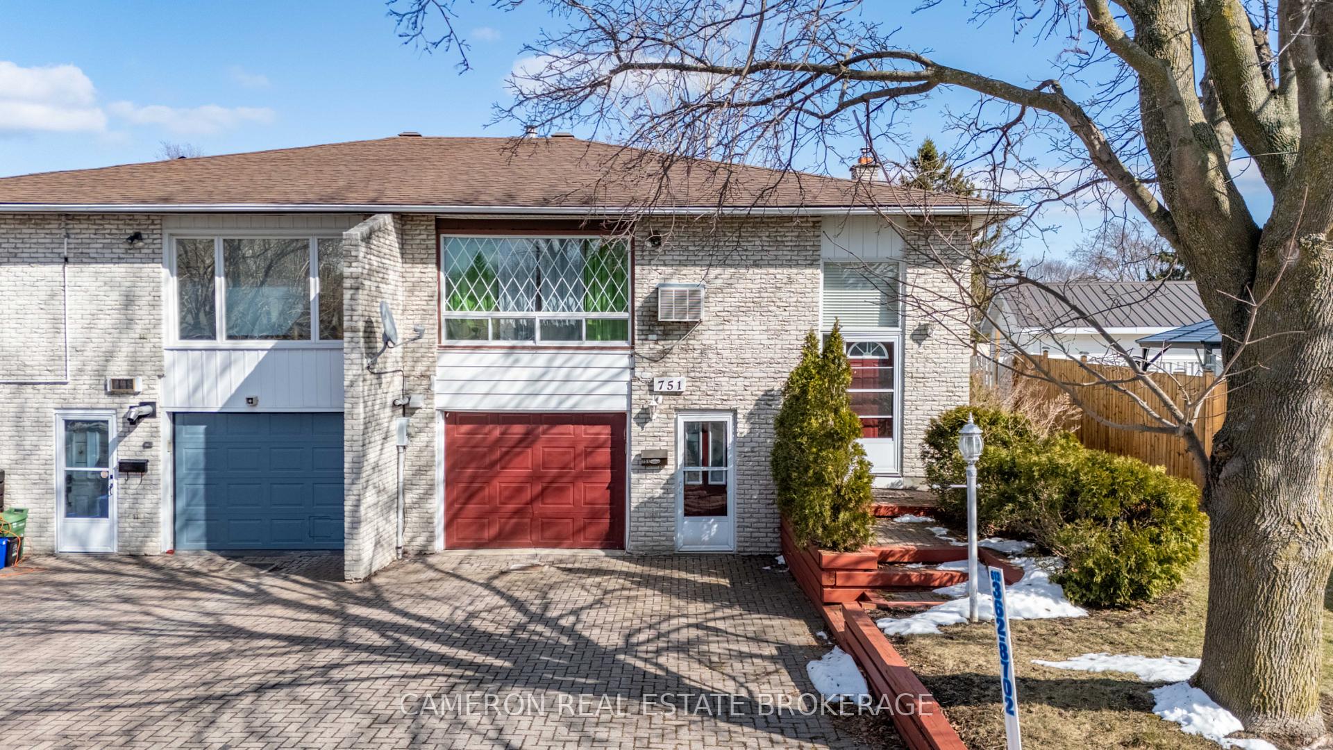 Photo 1 of 751 Montcalm Court, Cornwall — HOMEH