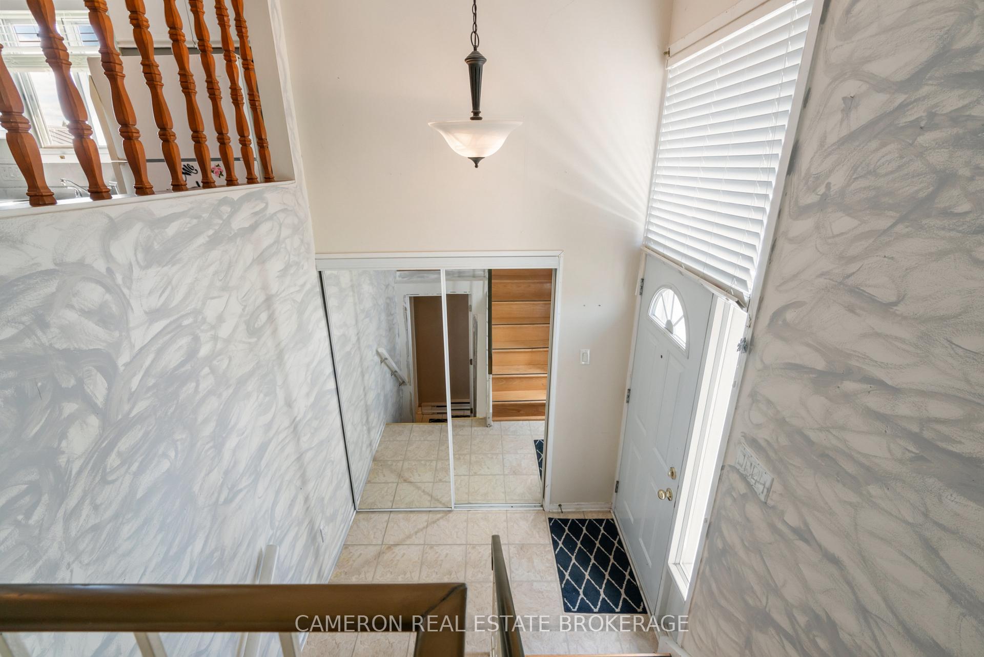 Photo 4 of 751 Montcalm Court, Cornwall — HOMEH