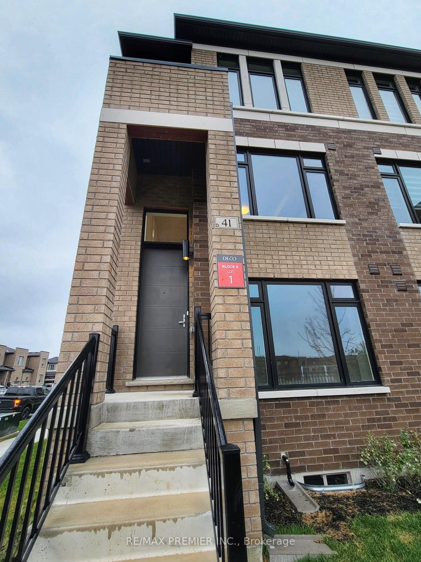 Front of 41 Cherry Hill Lane