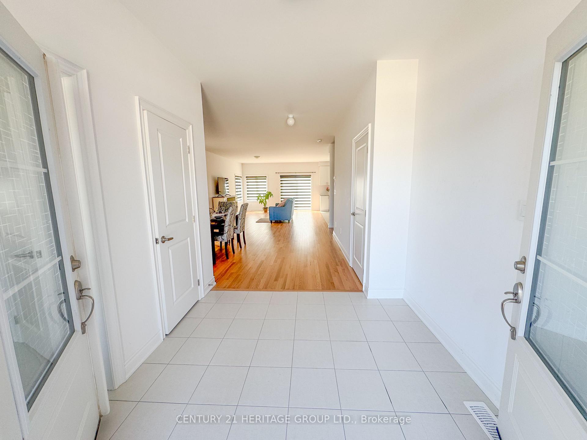 Photo 4 of 13 Amber Drive, Wasaga Beach — HOMEH