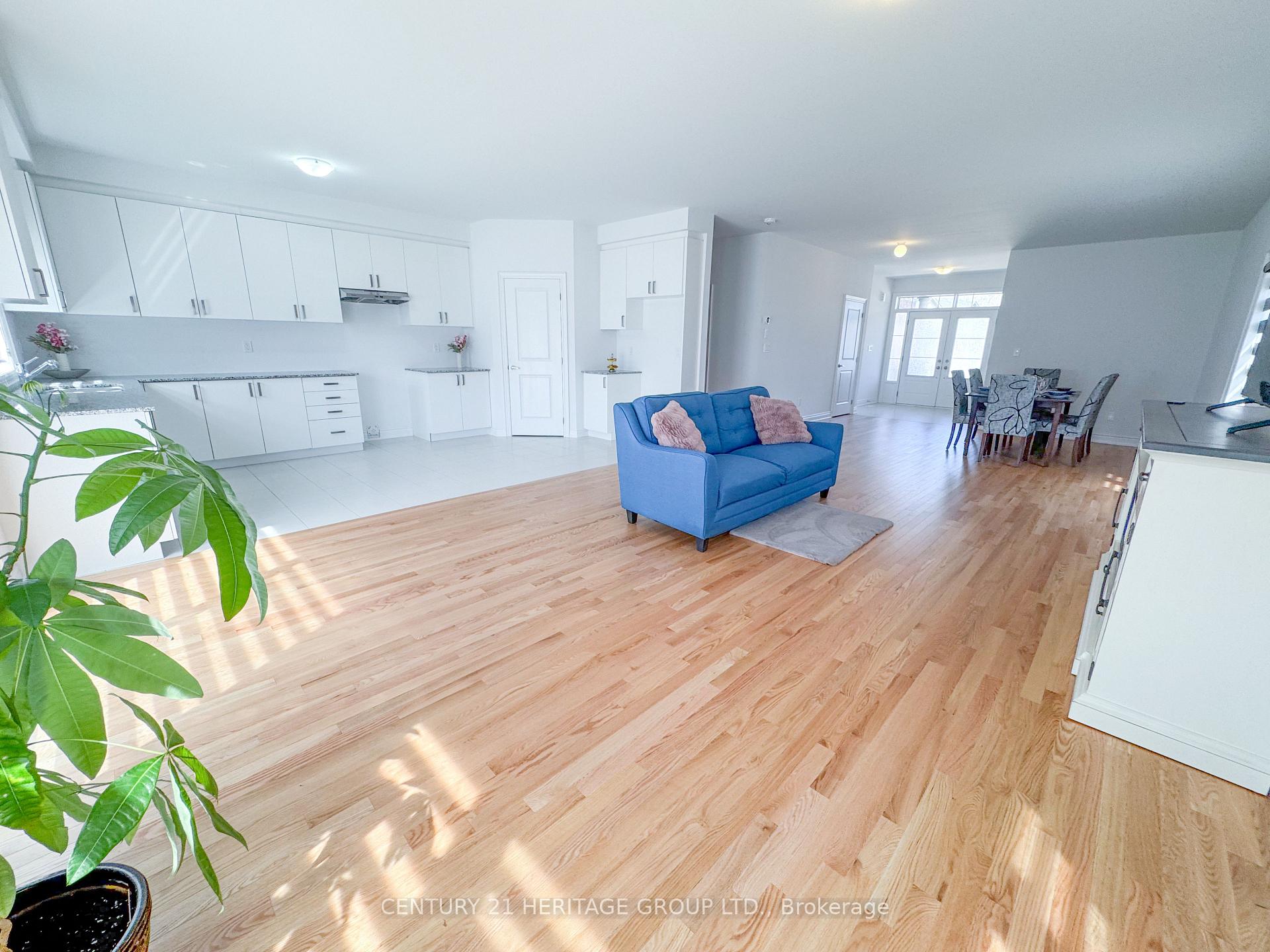 Photo 10 of 13 Amber Drive, Wasaga Beach — HOMEH