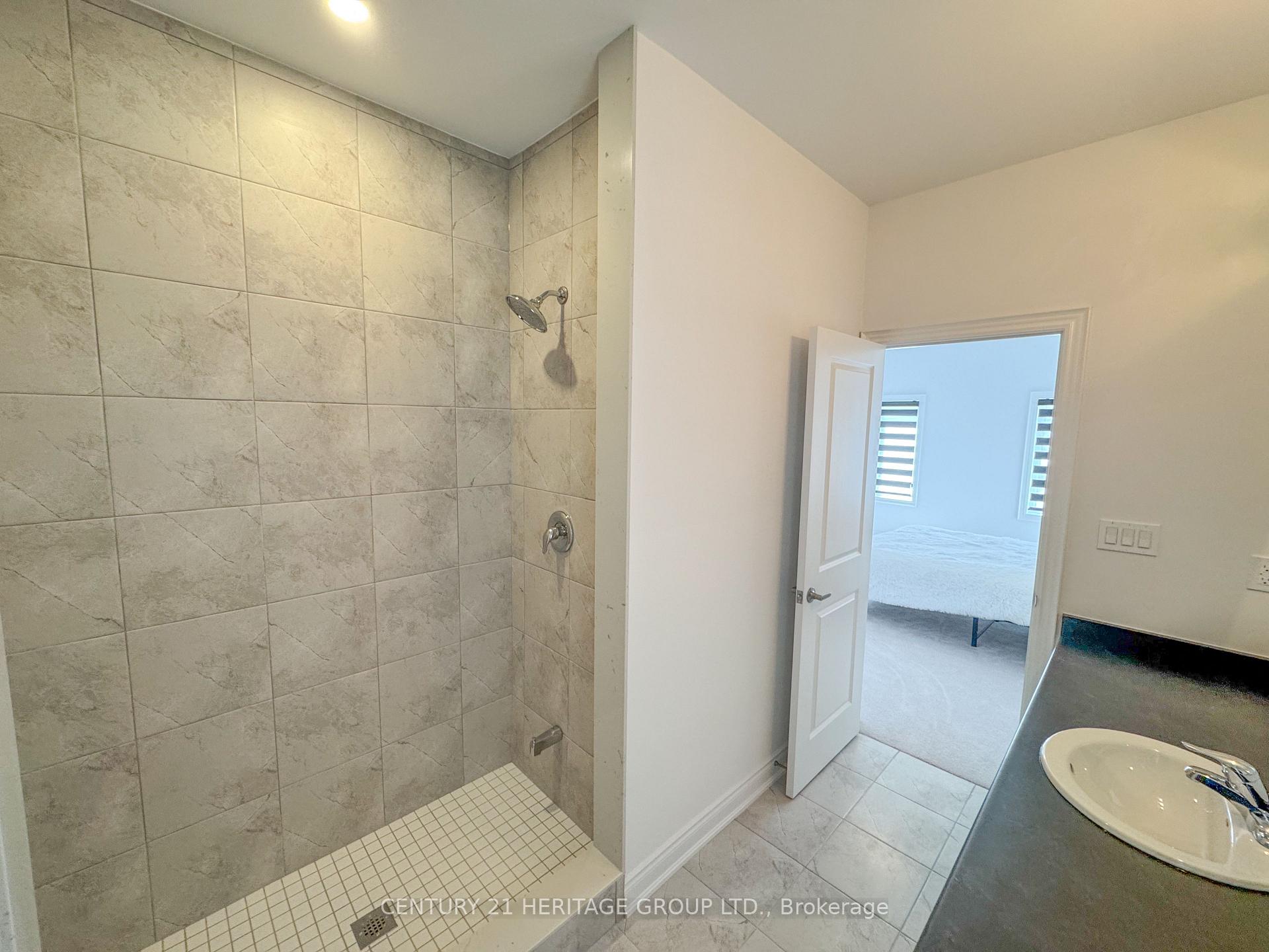 Photo 16 of 13 Amber Drive, Wasaga Beach — HOMEH