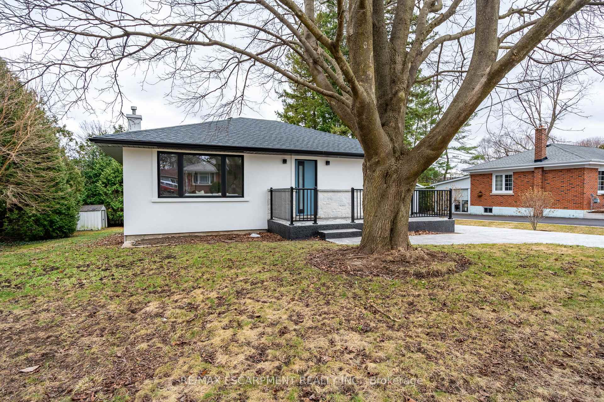 Photo 10 of 11 James Street, Hamilton, Waterdown — HOMEH